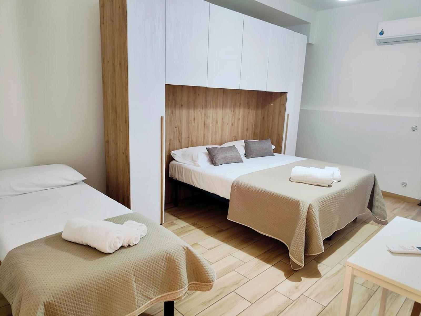 Cientopera Suite Rooms Pontecagnano Luaran gambar